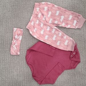 Matching set with headband